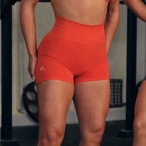 NWT Oner Active EFFORTLESS SEAMLESS SHORTS Charged Orange S or M